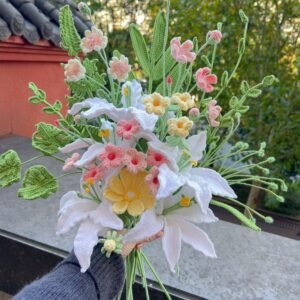 Handmade Crochet Ready Bouquet - White Lilies Bouquet (11 Pieces)